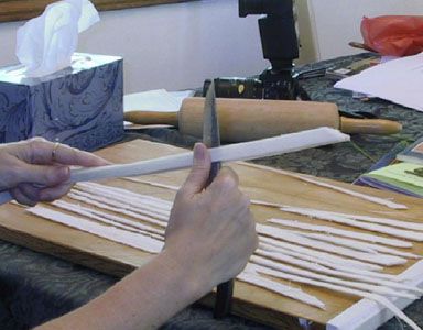 papiro in striscioline sottili